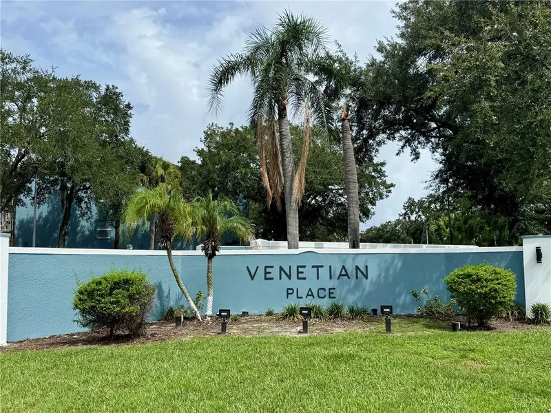 4532 Commander Dr #2128, FL