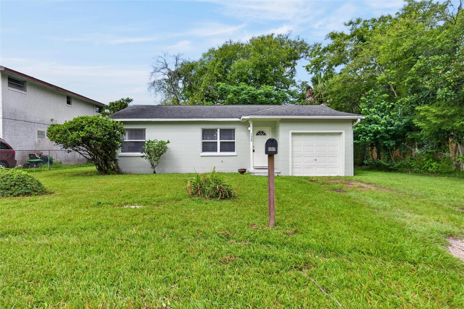 126 Harney St, FL