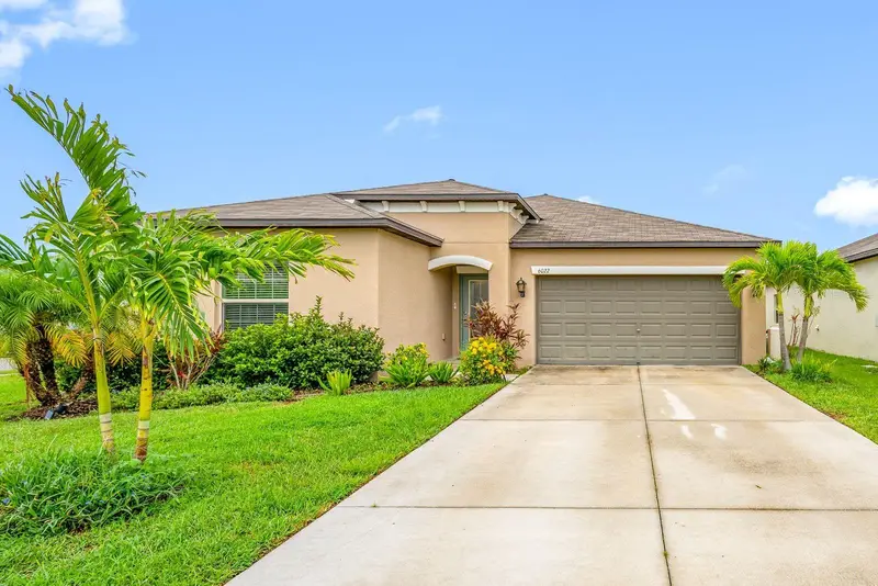 6022 Tremeza Pl, FL