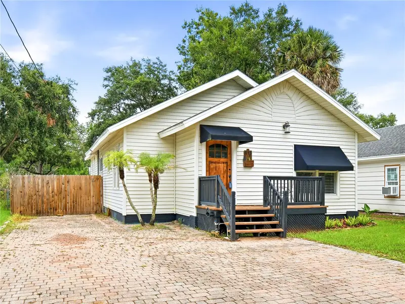 813 Live Oak St, FL