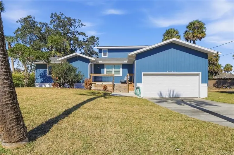 9205 W Harbor Isle Ct, FL