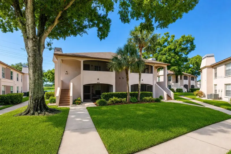 2981 Bonaventure Cir #202, FL