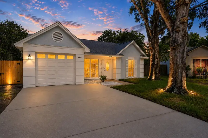 Valrico listing