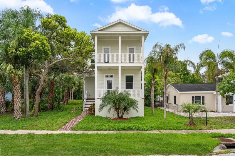385 Georgia Ave, FL