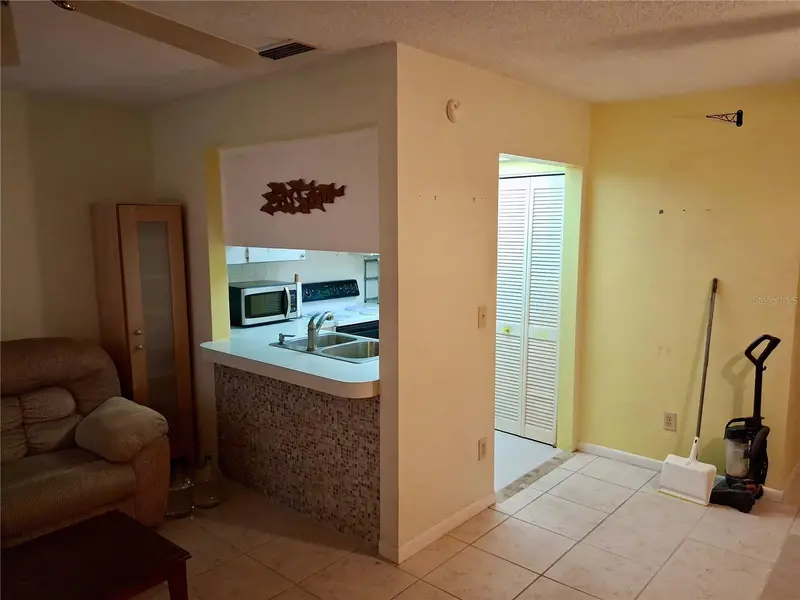 1250 S Pinellas Ave #511, FL