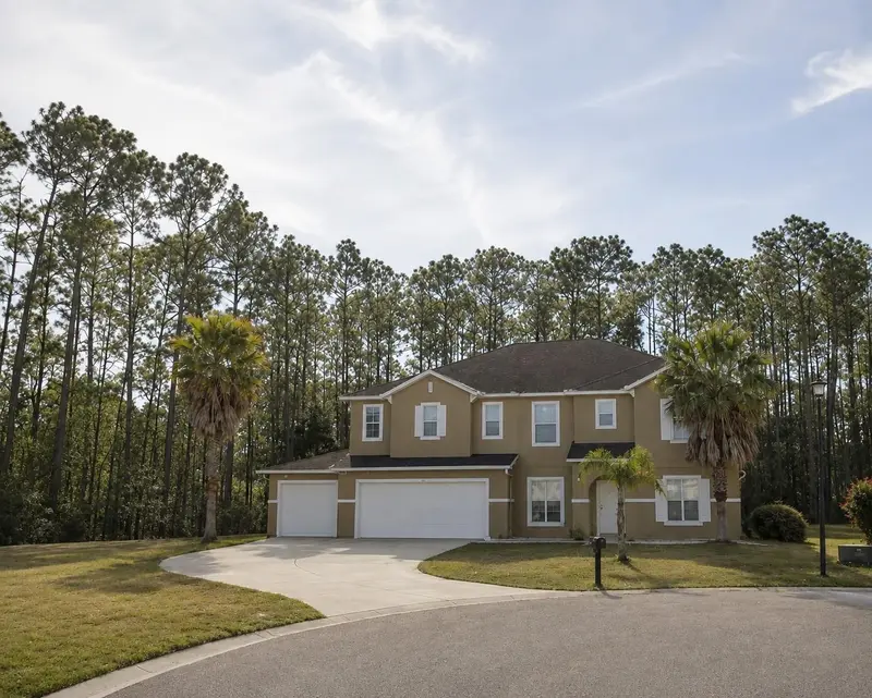 72 Rollins Ln, FL