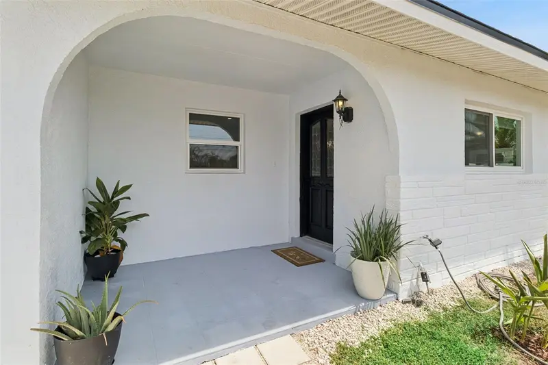 440 Cassia Blvd, FL