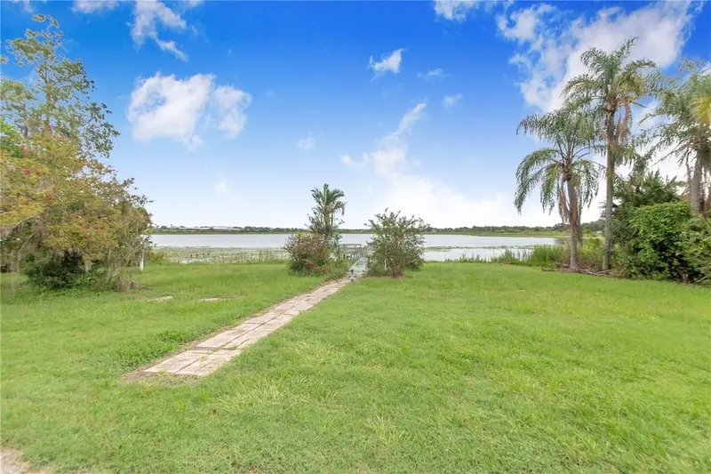 490 Twin Lakes Blvd, FL