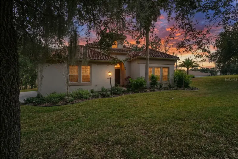 2257 N Hickory Glen Pt, FL