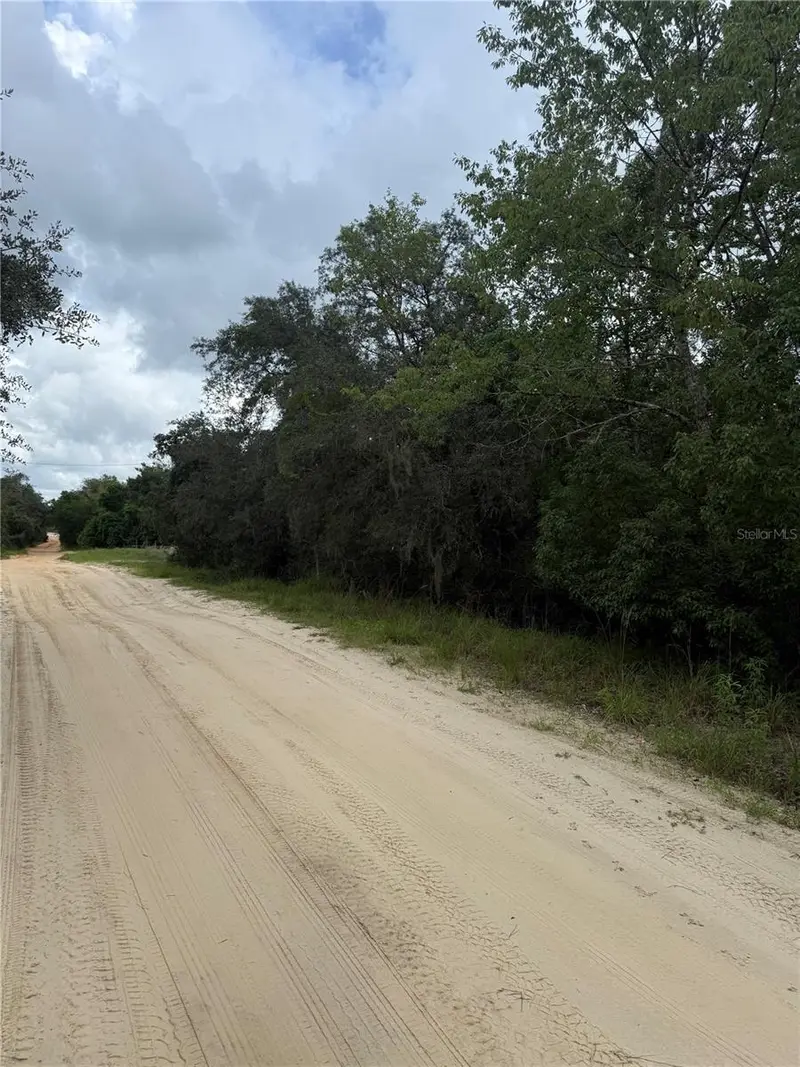 St Claire Lake Dr, FL