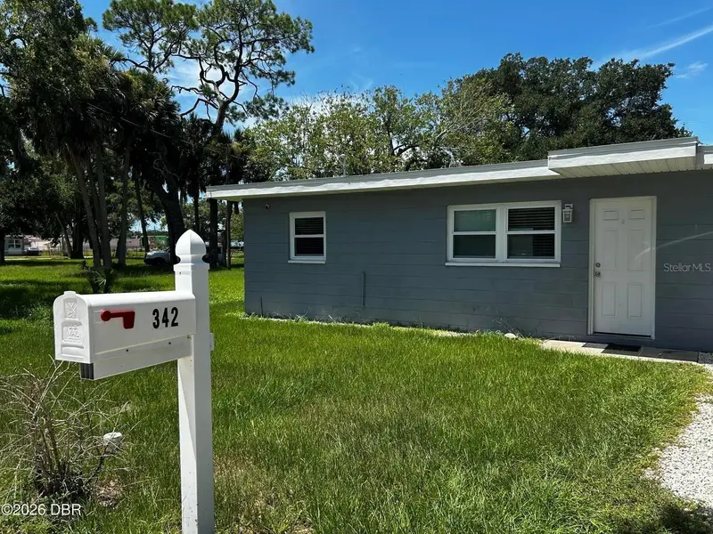 342 N Charles St, FL