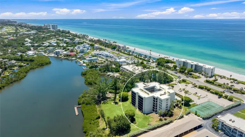 3240 Gulf Of Mexico Dr #B504, FL