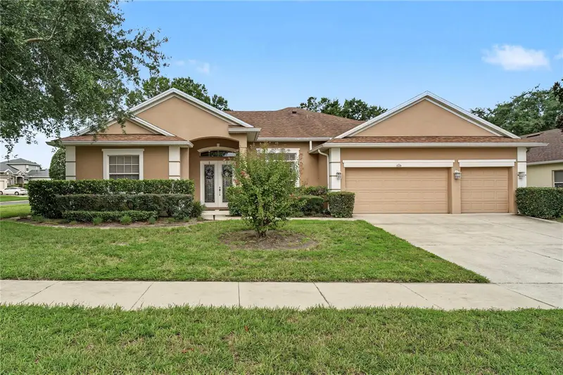 2648 Valiant Dr, FL