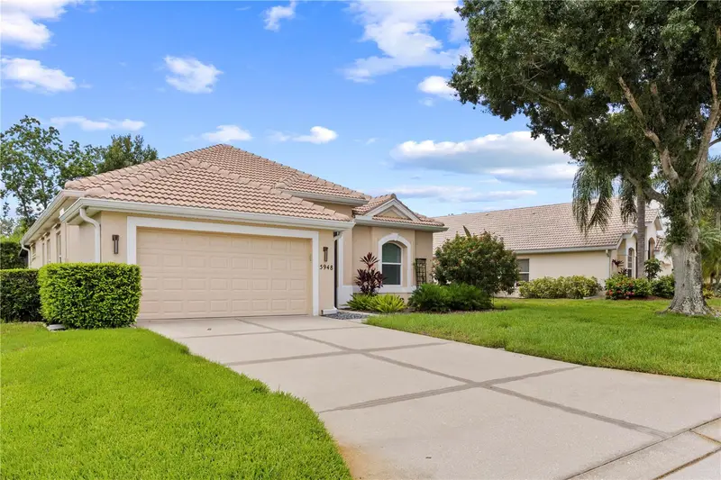 5948 Sandstone Ave, FL