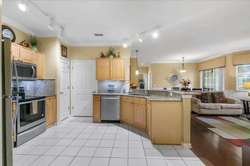 110 Terrace Ridge Cir #110, FL