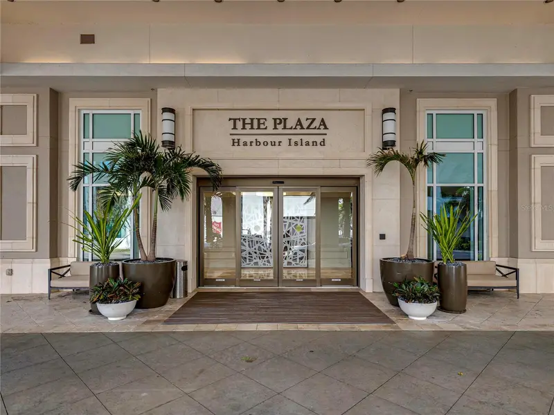 450 Knights Run Ave #1103, FL