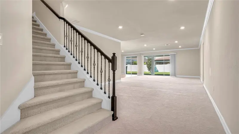 9212 Hanging Vine Ct, FL