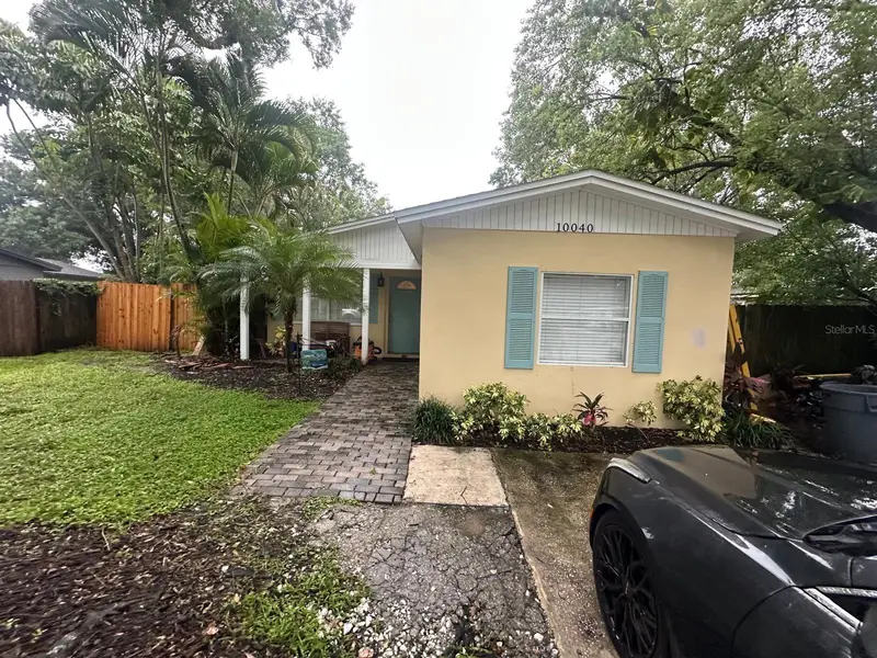 10040 62nd St N, FL