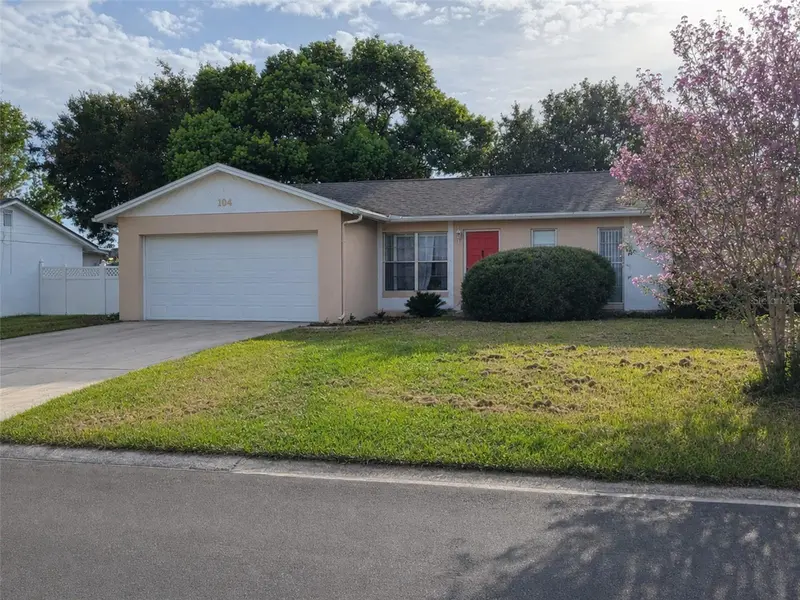 104 Morelia Ln, FL