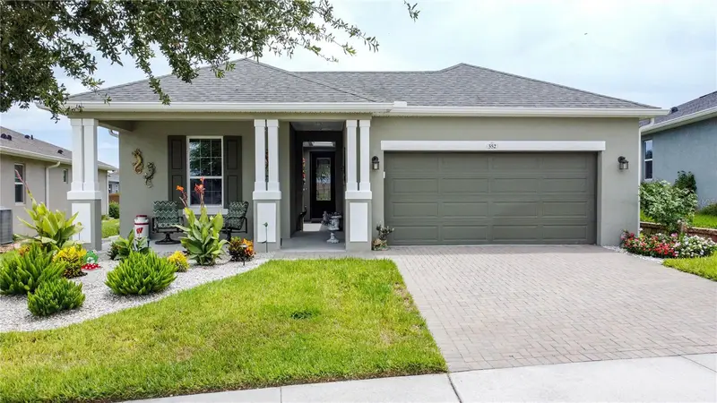 552 Narrow View Ln, FL