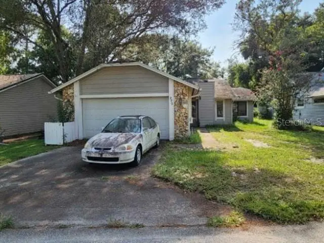 270 Amberwood Ct, FL