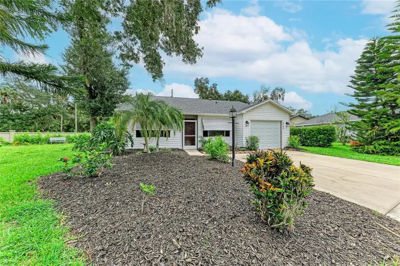 5506 82nd Avenue Dr E, FL