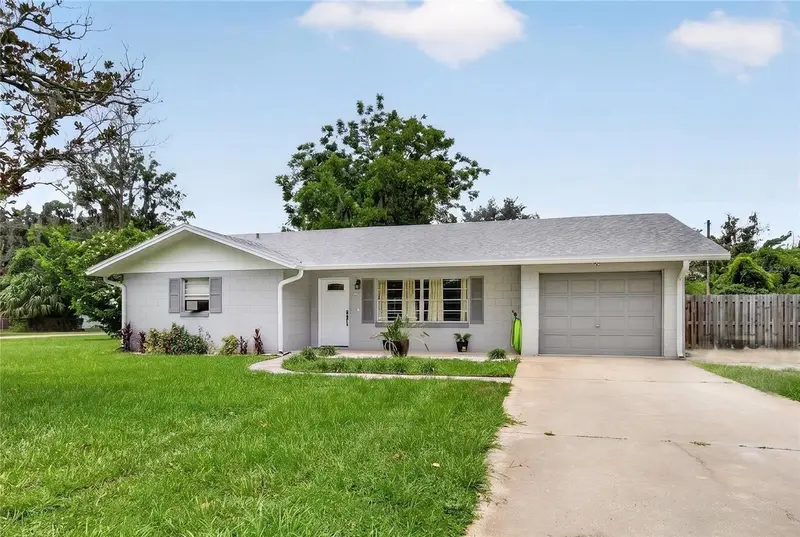 555 Winogene Ave, FL