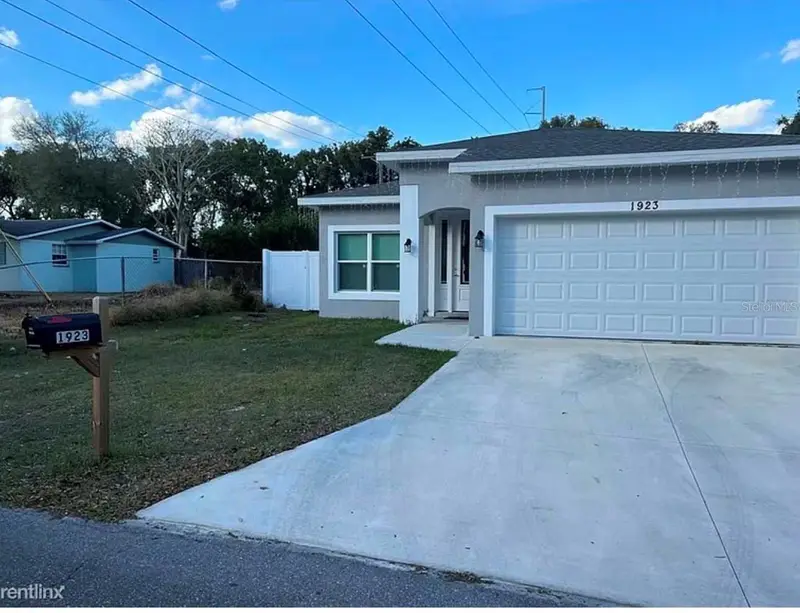 1923 W Skagway Ave, FL