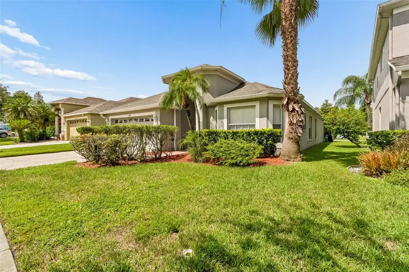 19308 Sandy Springs Cir, FL