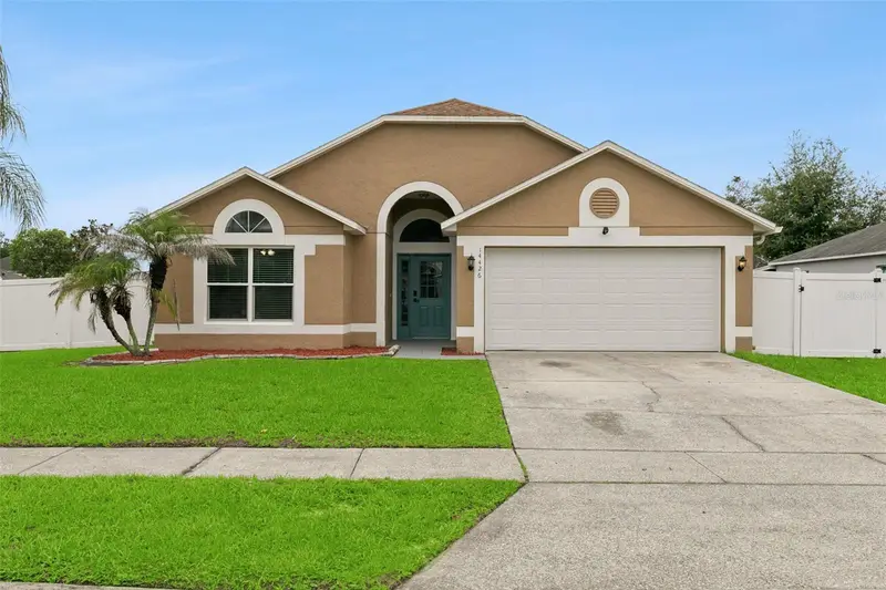 14426 Lake Price Dr, FL