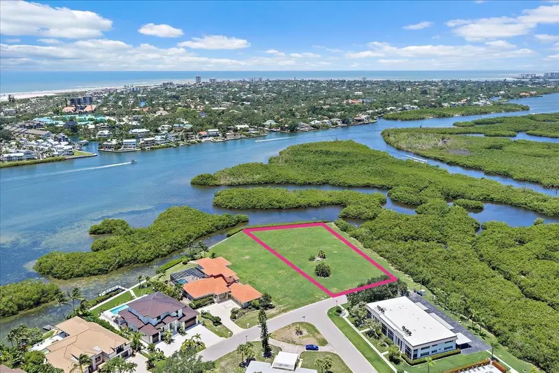Tidewood Ave, FL