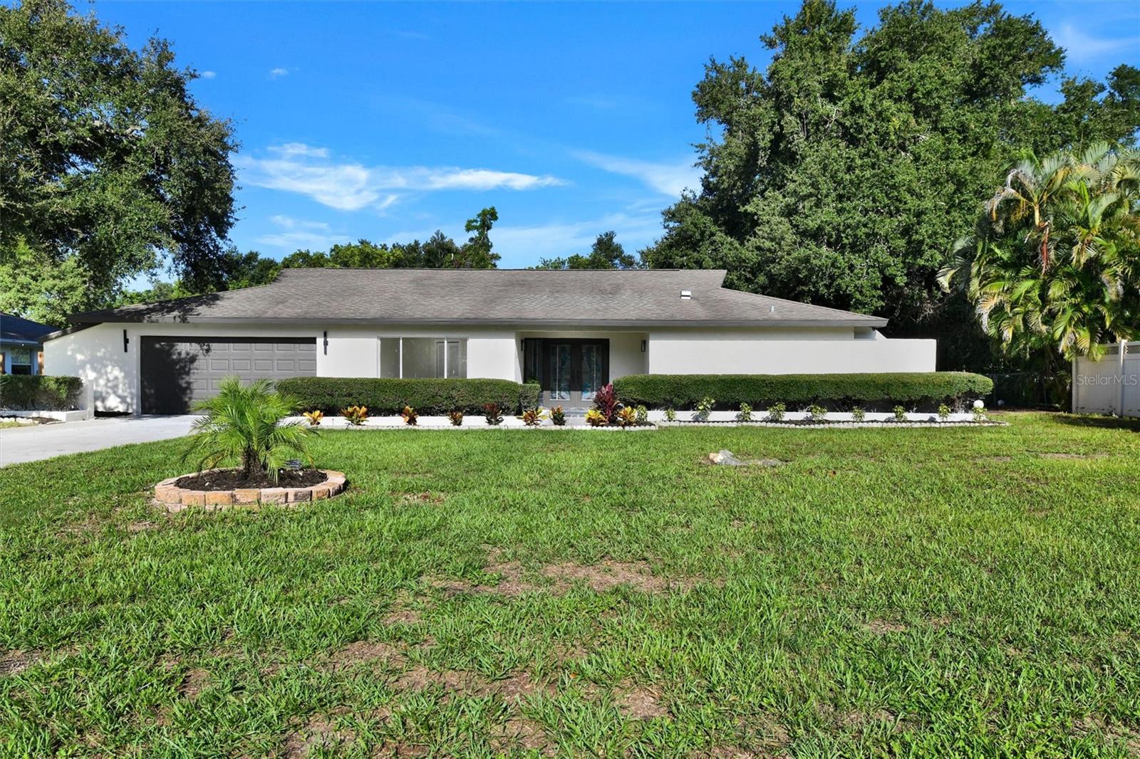 207 Dunbridge Dr, FL