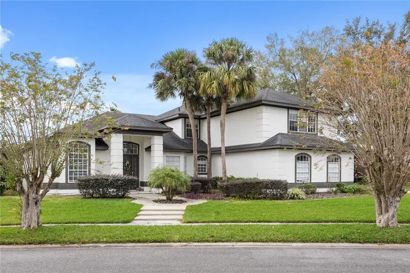 1746 Carillon Park Dr, FL