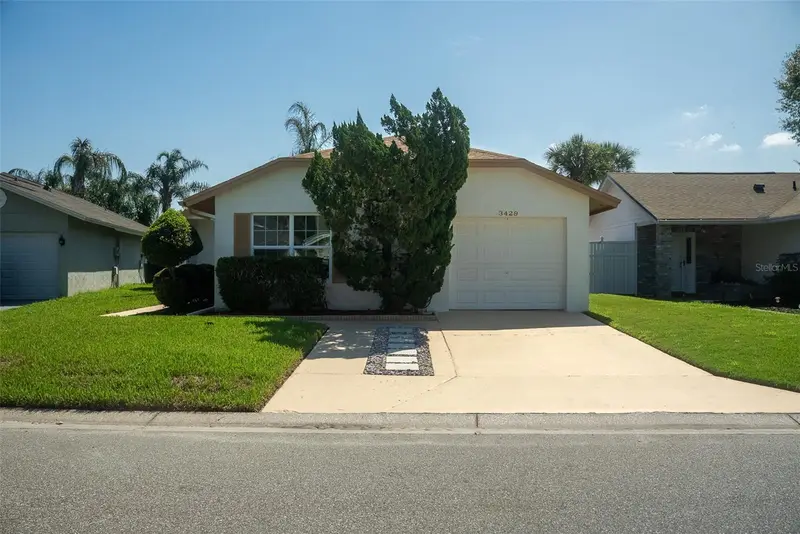 3429 Pinebrook Ct, FL