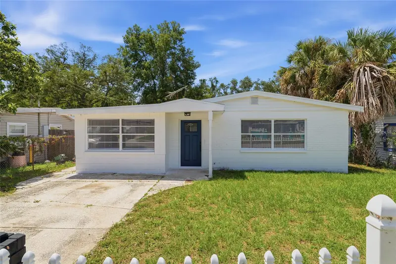 4009 E Powhatan Ave, FL