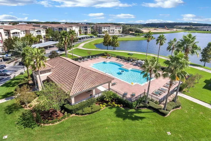 3351 Whitestone Cir #305, FL