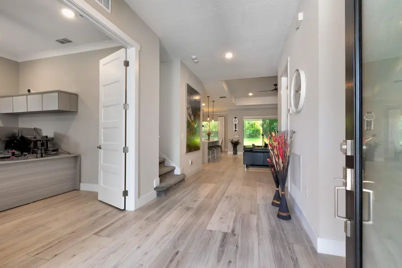 25962 High Hampton Cir, FL