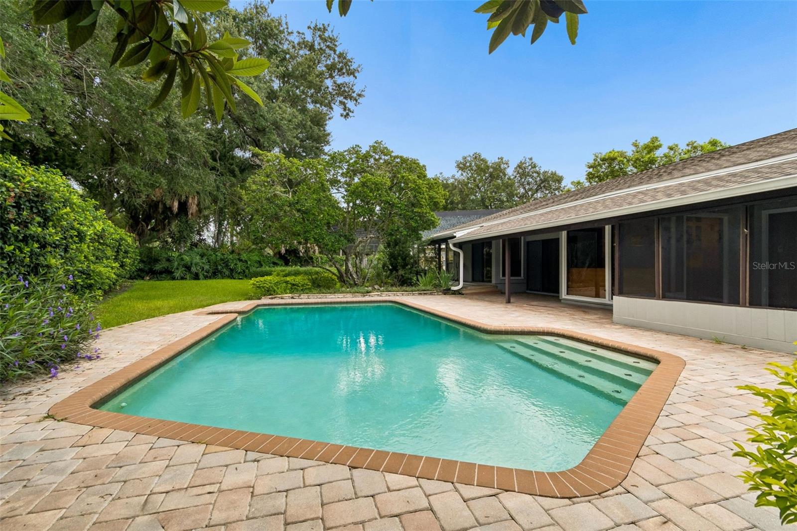 4407 Carrollwood Village Dr, FL
