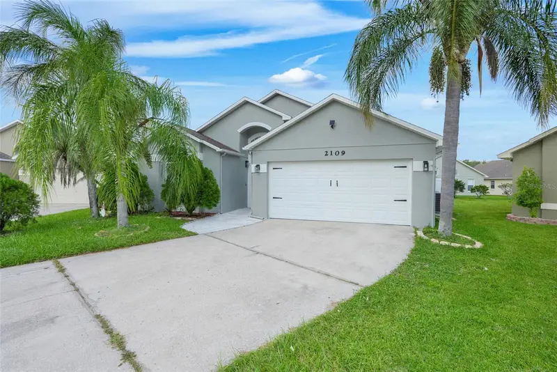 2109 Carbine Ct, FL