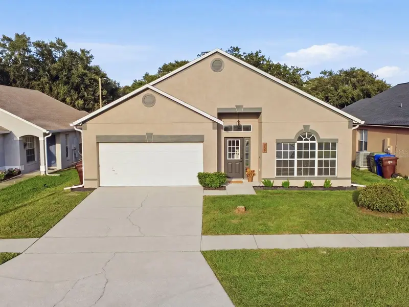 2104 Mallard Creek Cir, FL