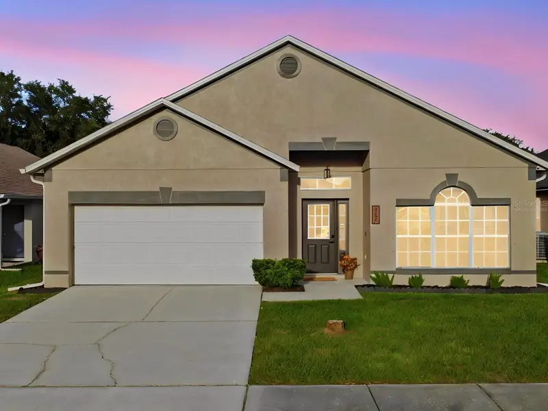 2104 Mallard Creek Cir, FL