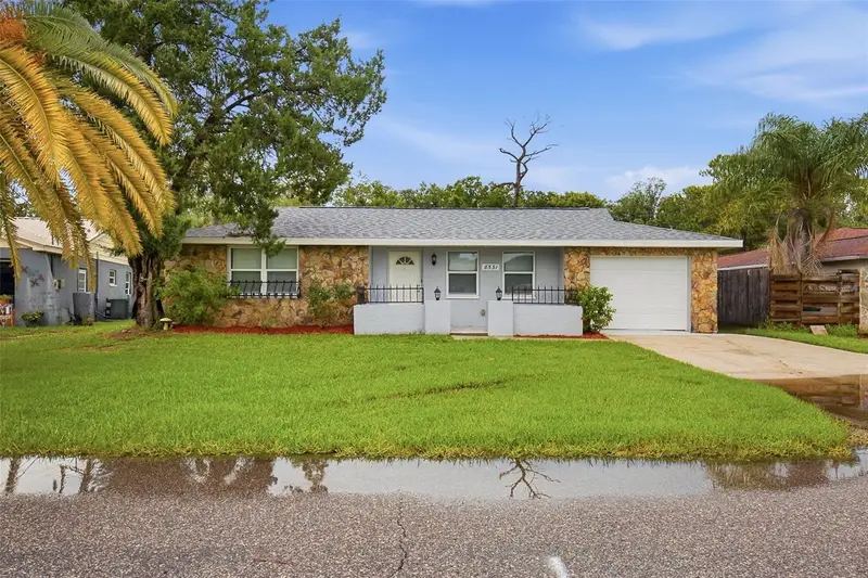 8531 Horizon Ln, FL