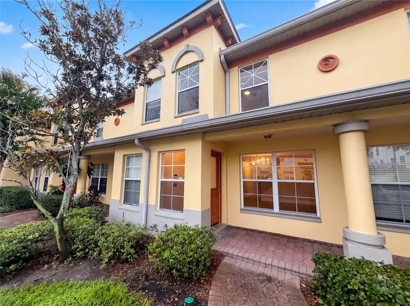 112 Coquina Bay Dr, FL