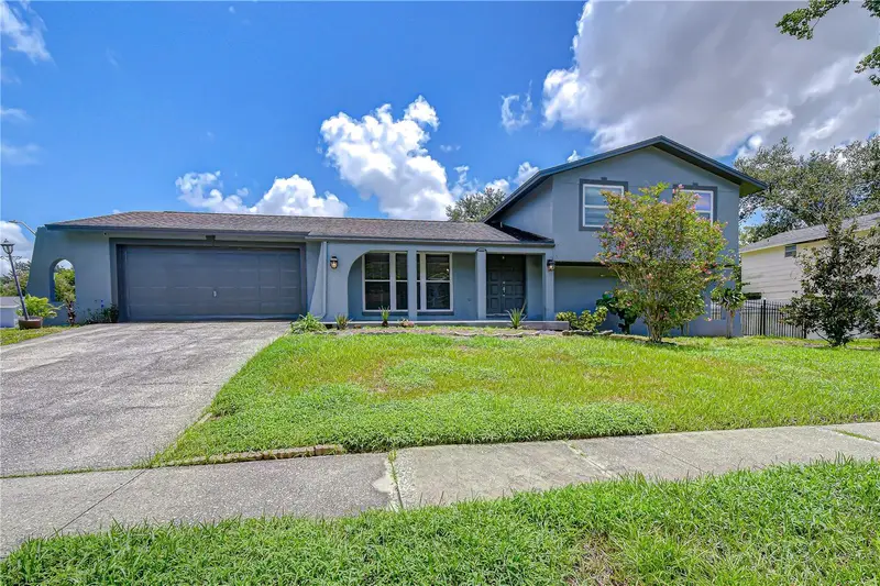 4723 Southbreeze Dr, FL