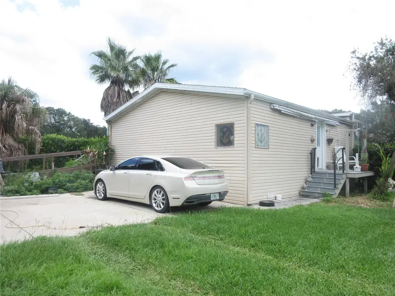 16000 N Hwy 329, FL