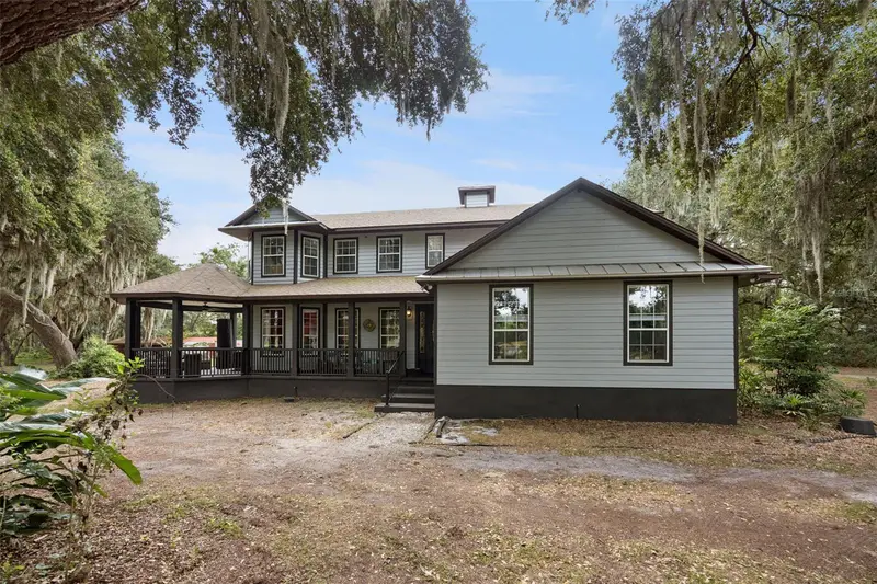 18900 Lakeview Dr, FL