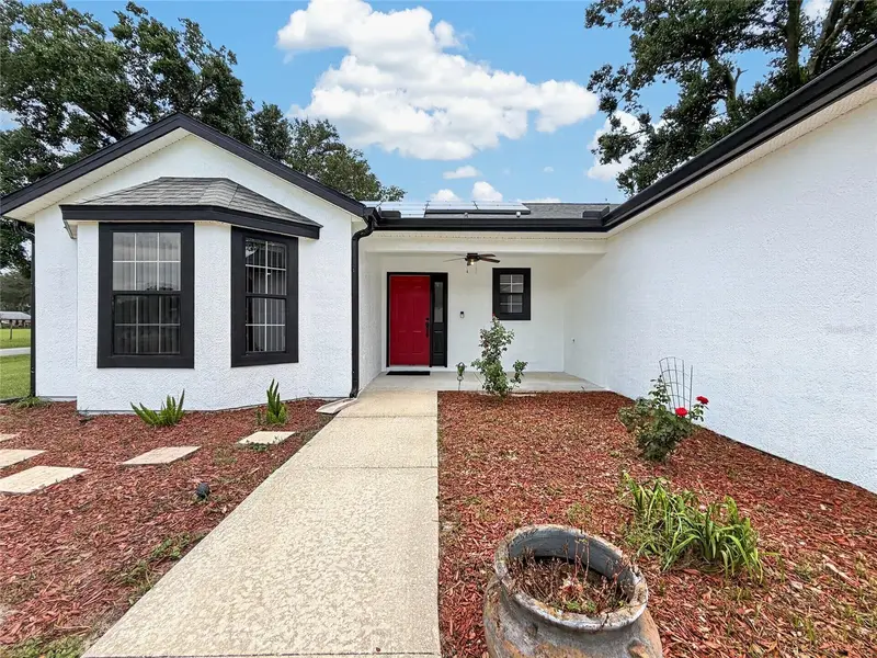370 Carriage Ln, FL