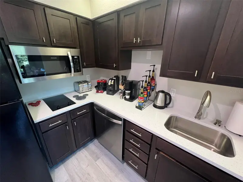8303 Palm Pkwy #404, FL