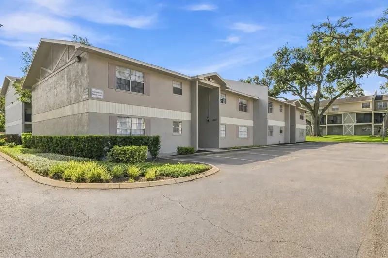 14462 Reuter Strasse Cir #607, FL