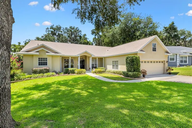4307 Serene Cir, FL